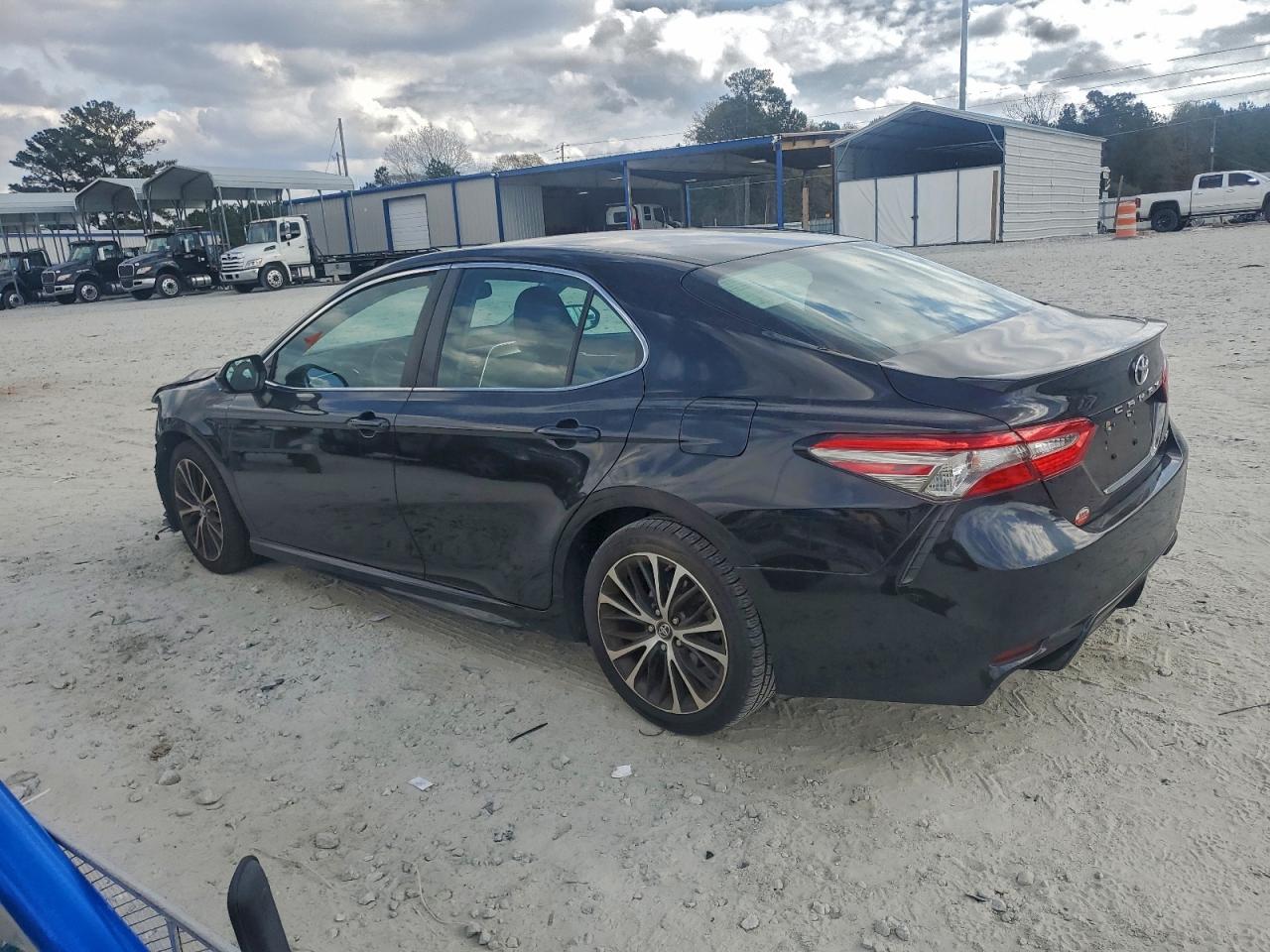 TOYOTA CAMRY L