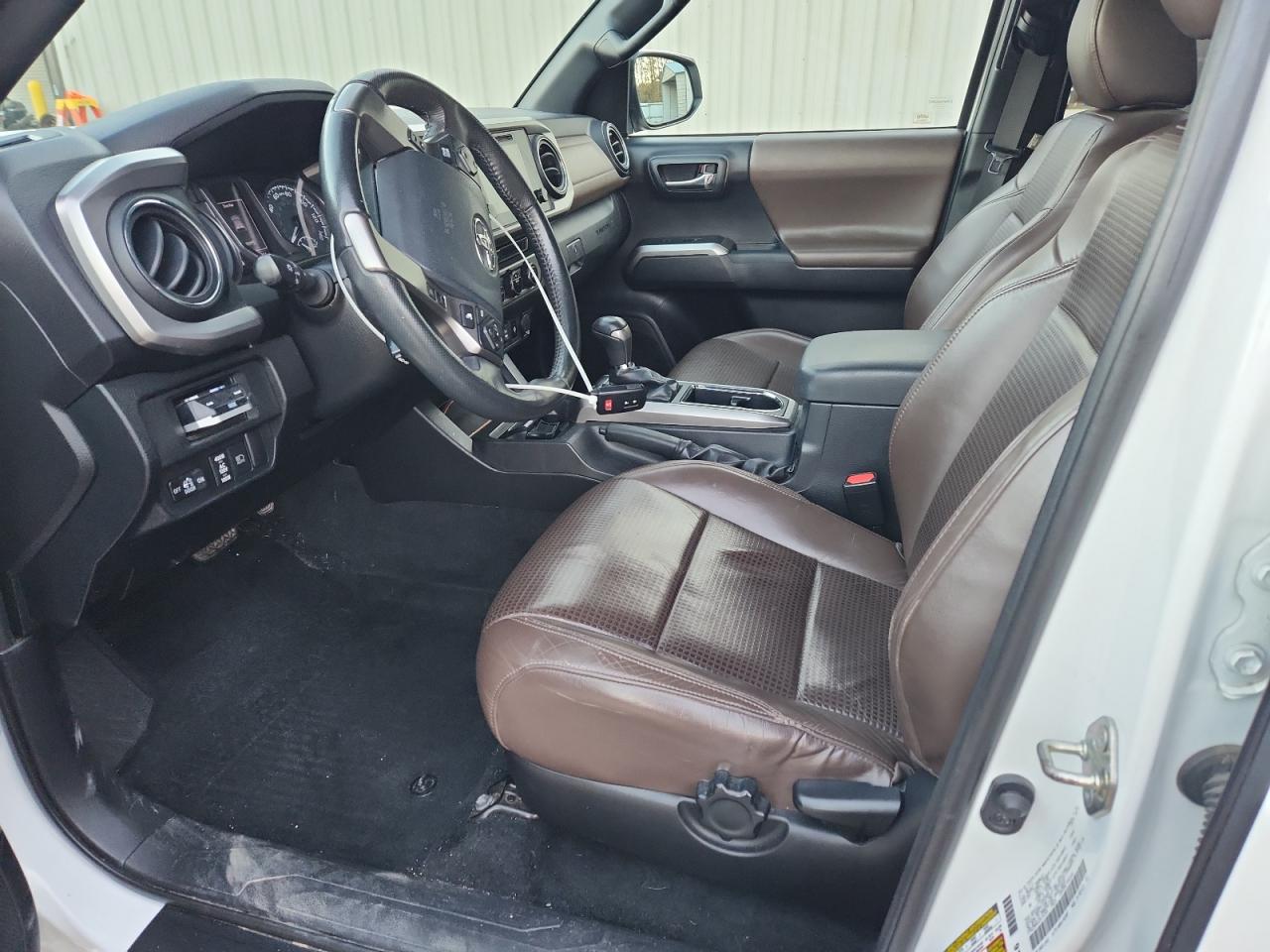 TOYOTA TACOMA DOUBLE CAB