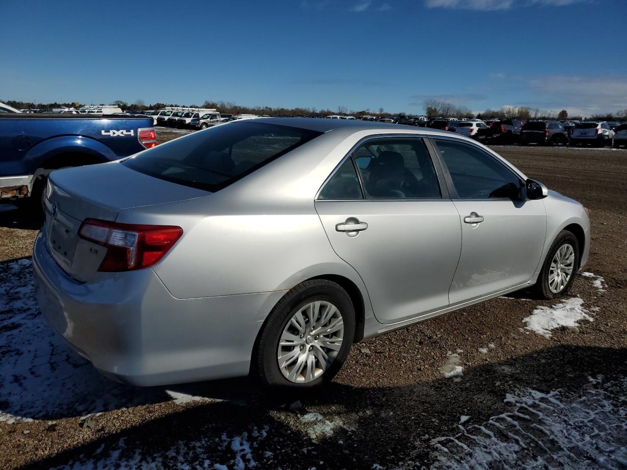 TOYOTA CAMRY L