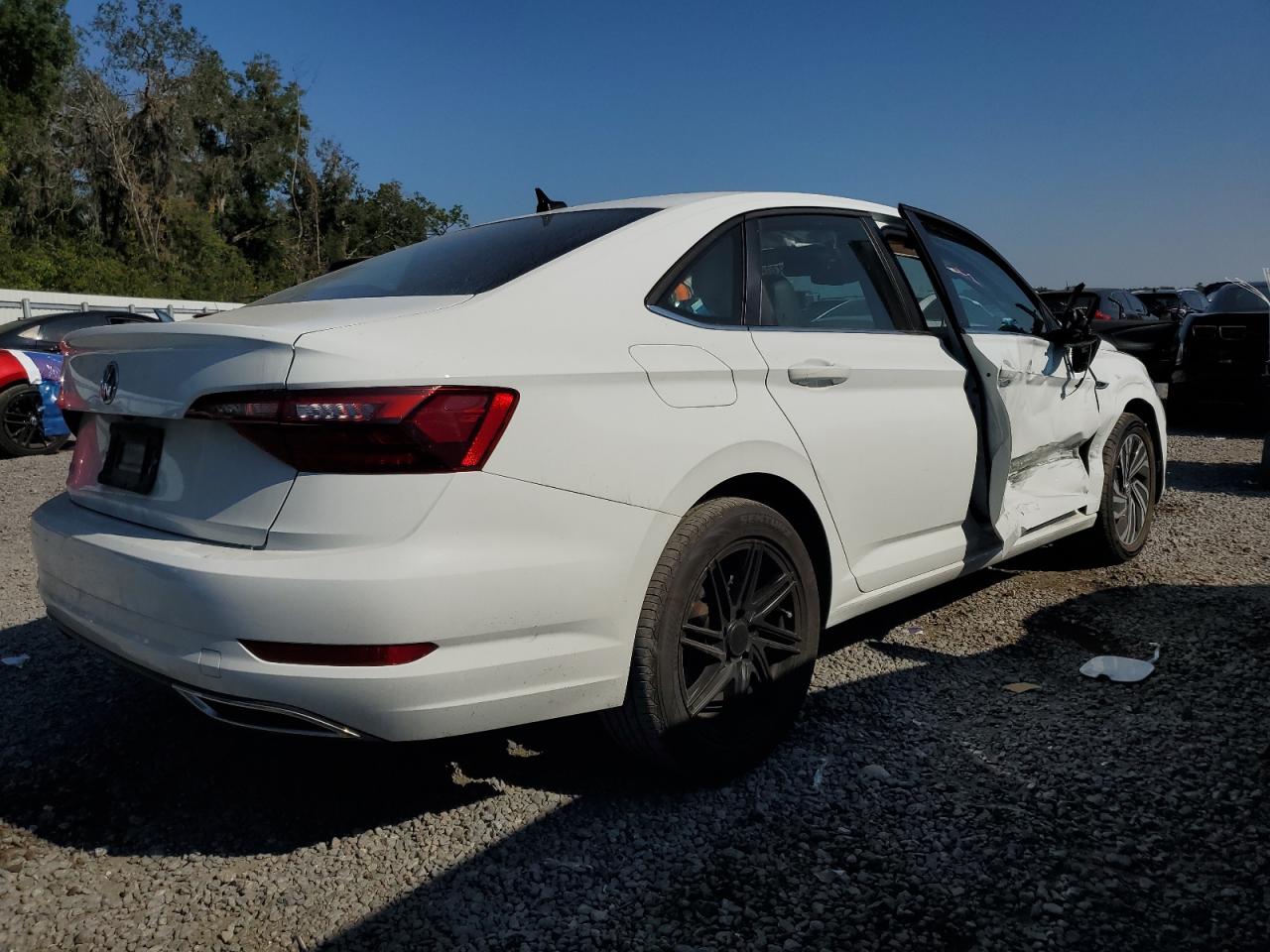 VOLKSWAGEN JETTA SEL PREMIUM
