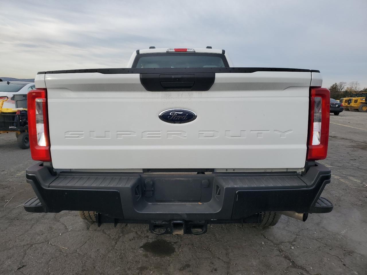 FORD F-350 SUPER DUTY