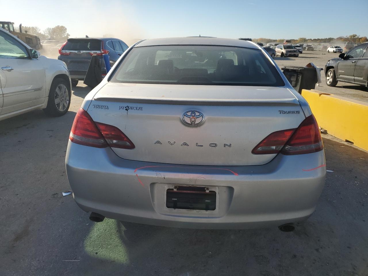 Lot #3290498481 2008 TOYOTA AVALON XL
