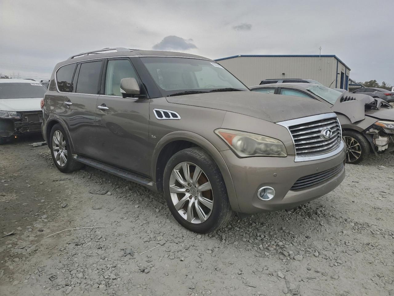INFINITI QX80