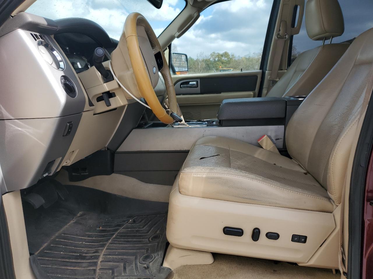 FORD EXPEDITION EL XLT