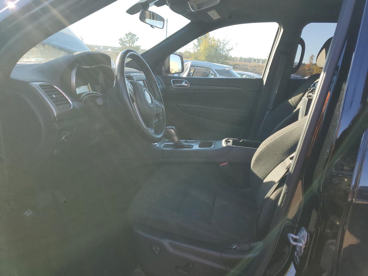 JEEP GRAND CHEROKEE LAREDO