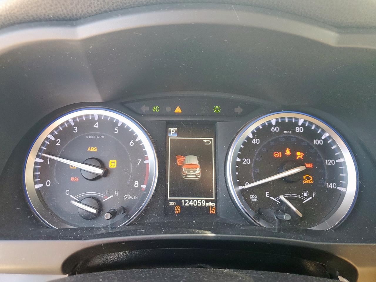 TOYOTA HIGHLANDER SE