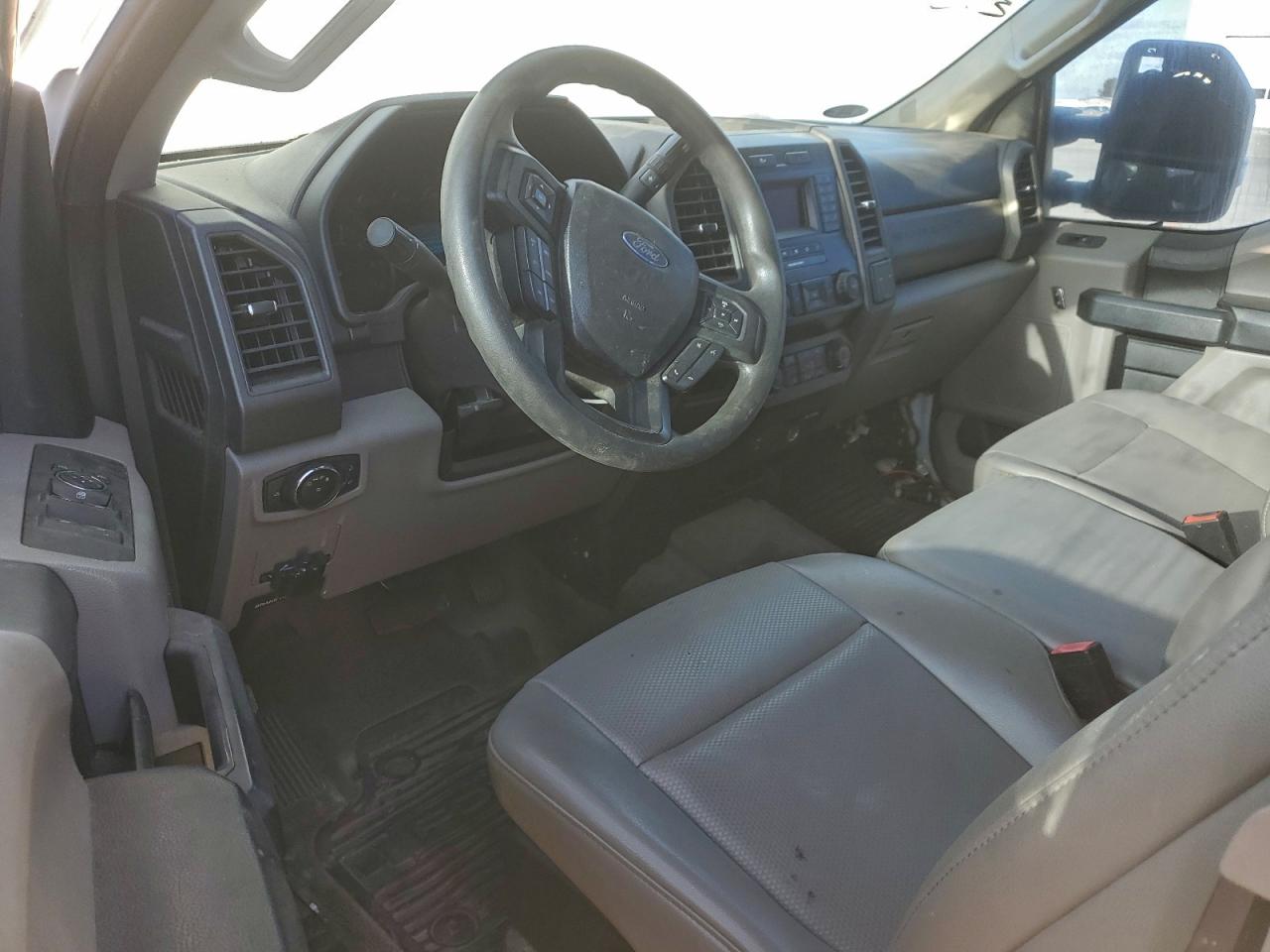 FORD F-250 SUPER DUTY