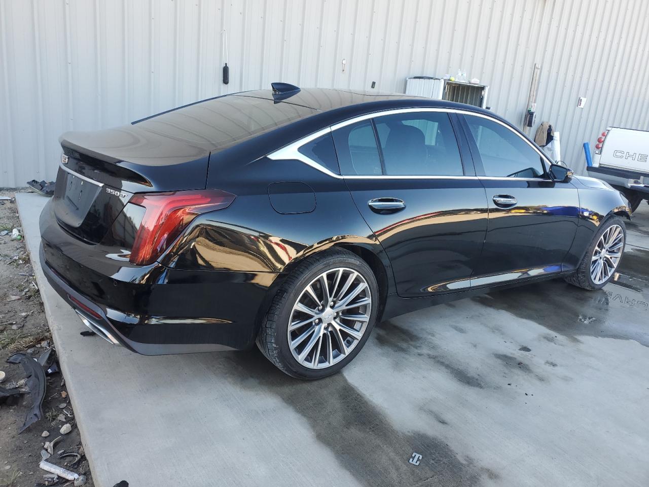 CADILLAC CT5 PREMIUM LUXURY