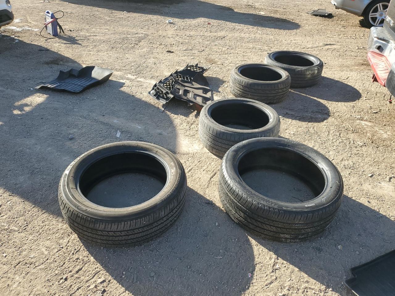 NISSAN FRONTIER CREW CAB SE