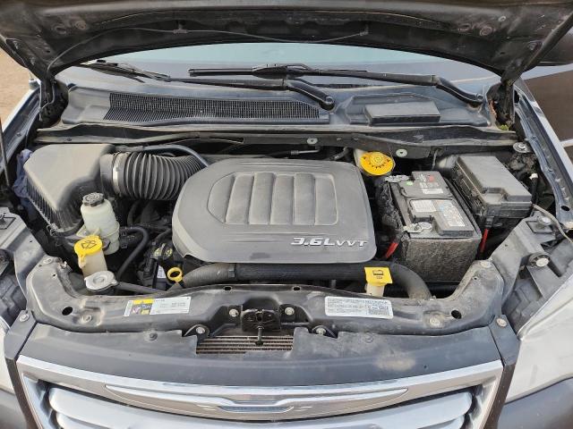 2014 CHRYSLER TOWN & COU - 2C4RC1CG6ER175136