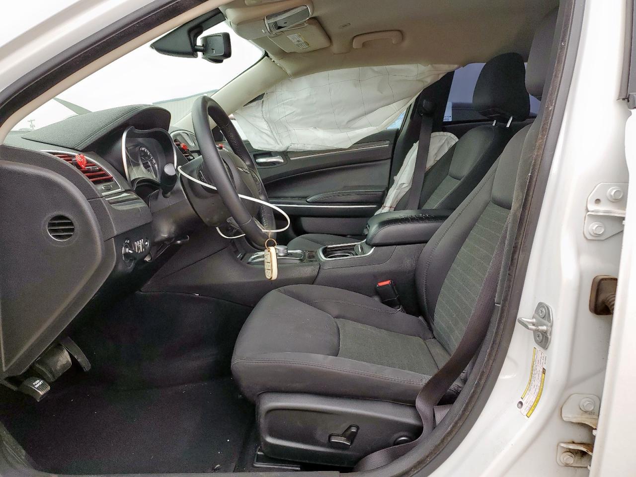 Lot #3315943081 2022 CHRYSLER 300 TOURIN