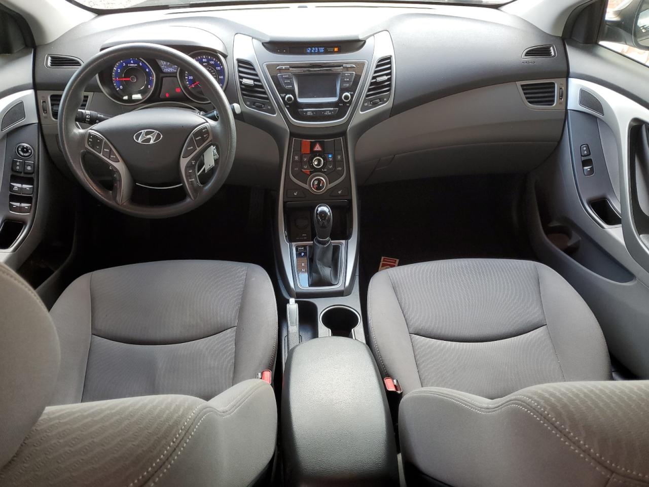 Lot #3302918058 2014 HYUNDAI ELANTRA SE