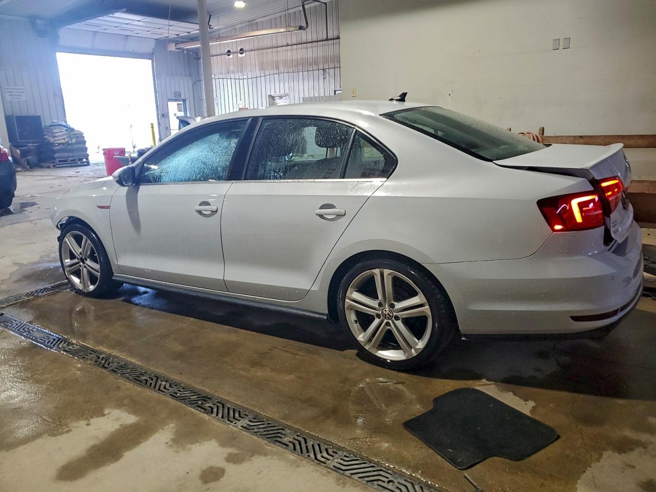 Lot #3315961130 2017 VOLKSWAGEN JETTA GLI