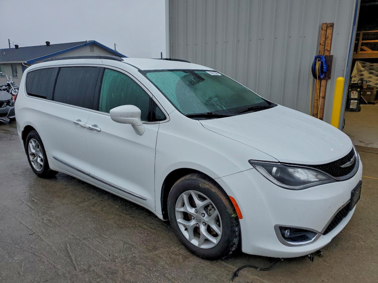 CHRYSLER PACIFICA TOURING L