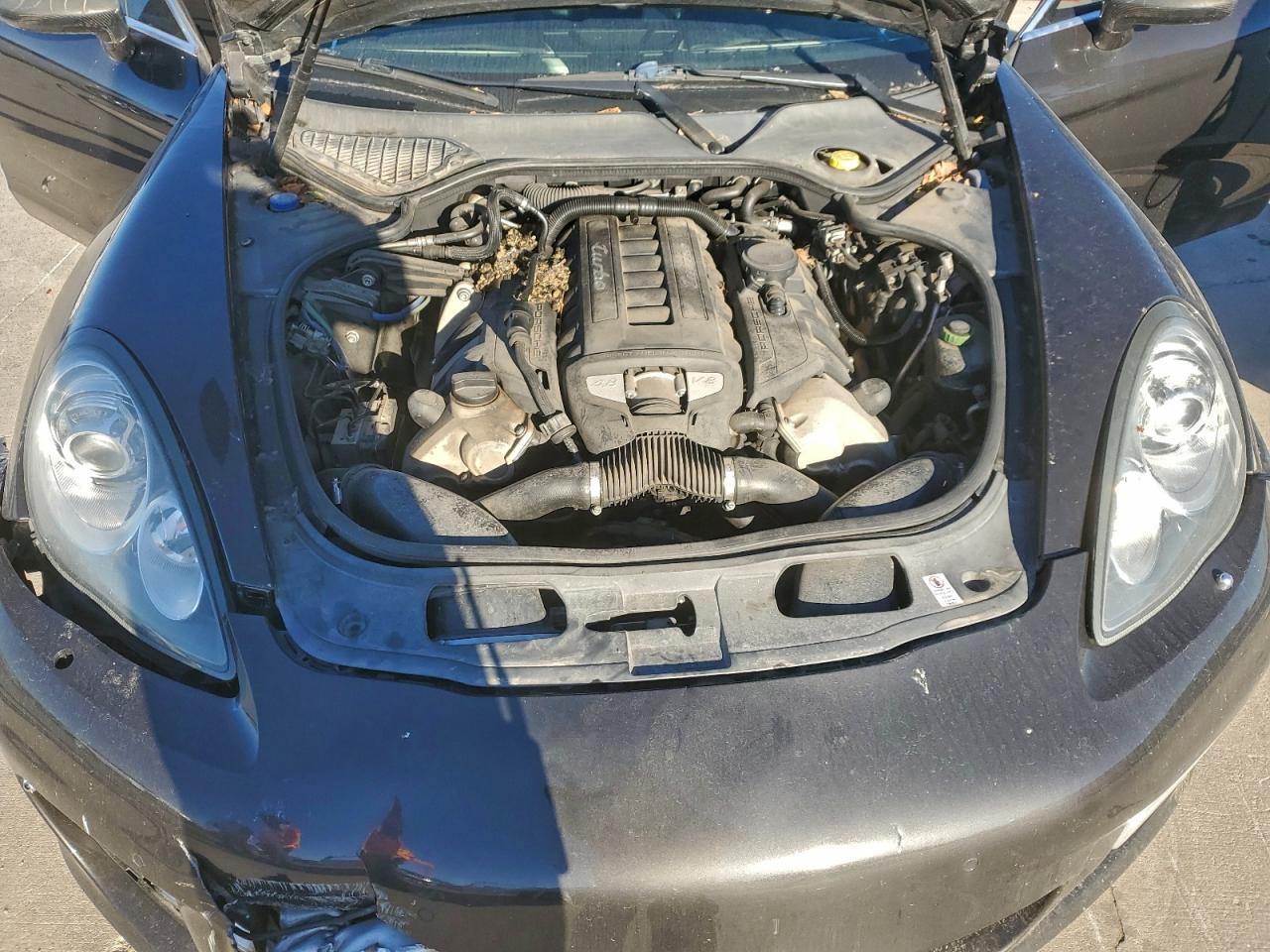 PORSCHE PANAMERA TURBO