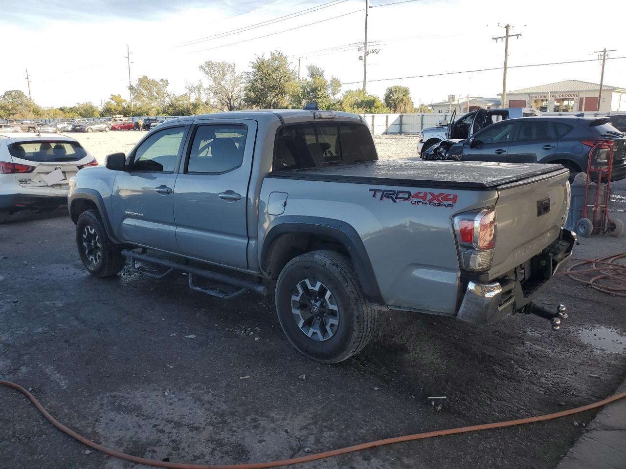 TOYOTA TACOMA DOUBLE CAB