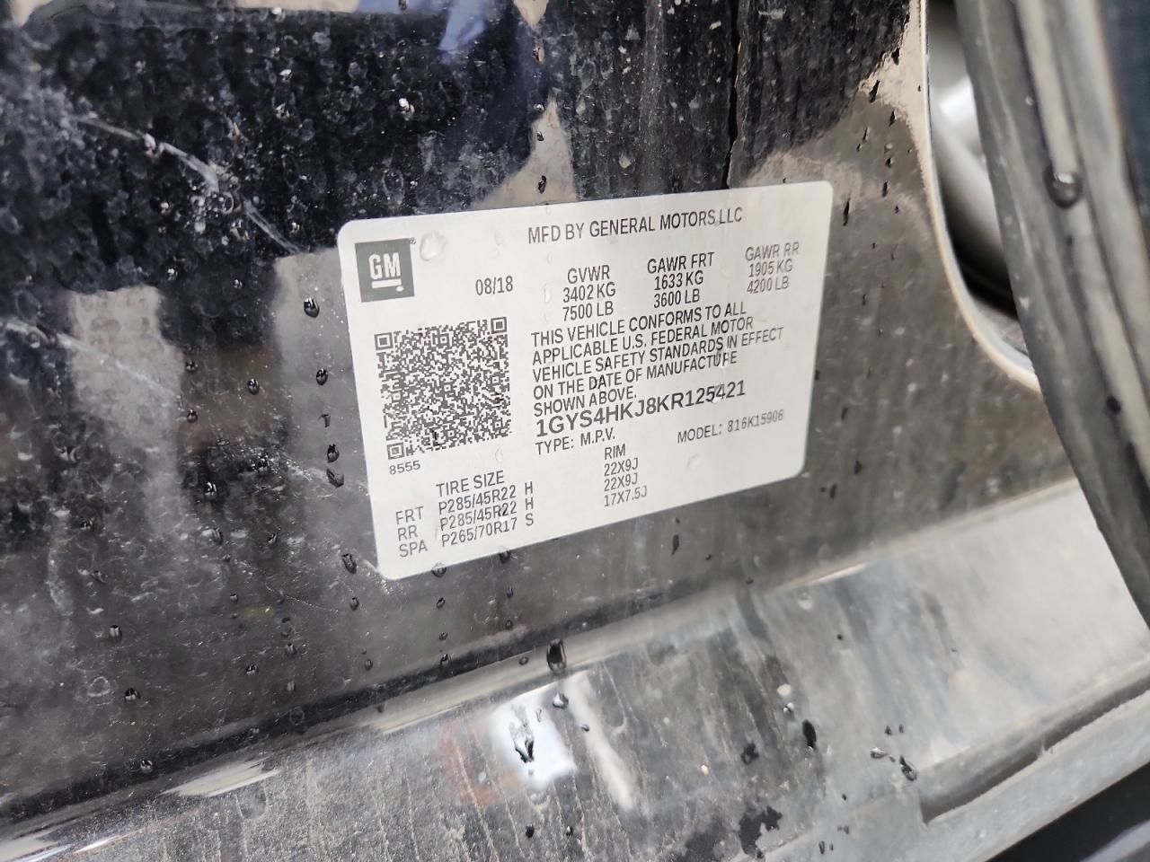 CADILLAC ESCALADE ESV LUXURY