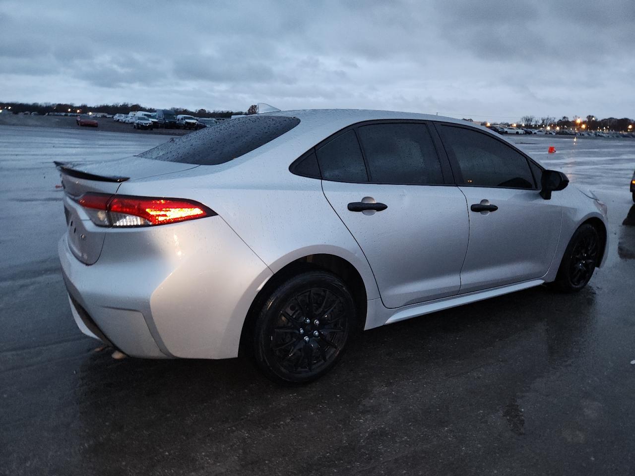 Lot #3311655256 2020 TOYOTA COROLLA LE