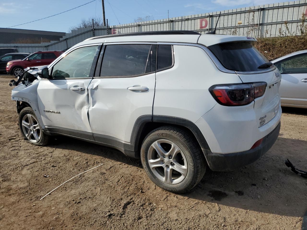 JEEP COMPASS LATITUDE