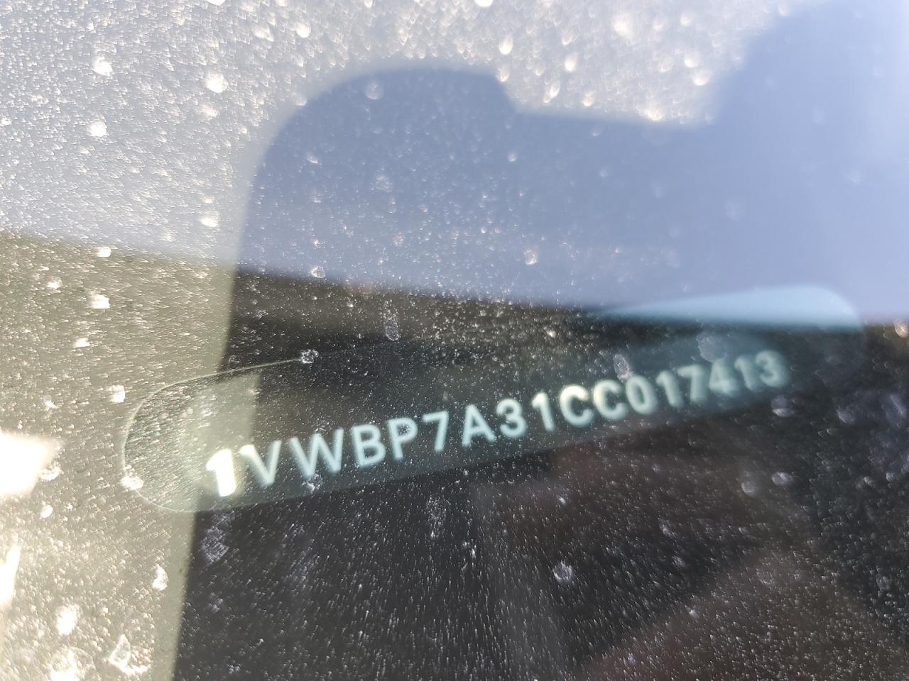 VOLKSWAGEN PASSAT SE