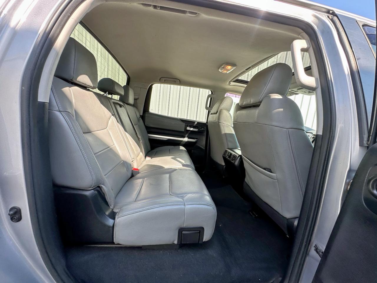 TOYOTA TUNDRA CREWMAX LIMITED