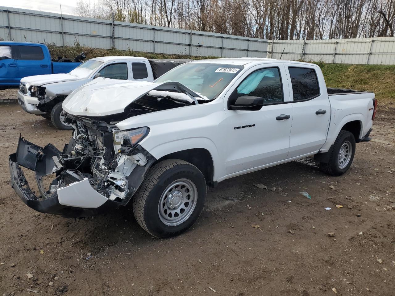 CHEVROLET COLORADO