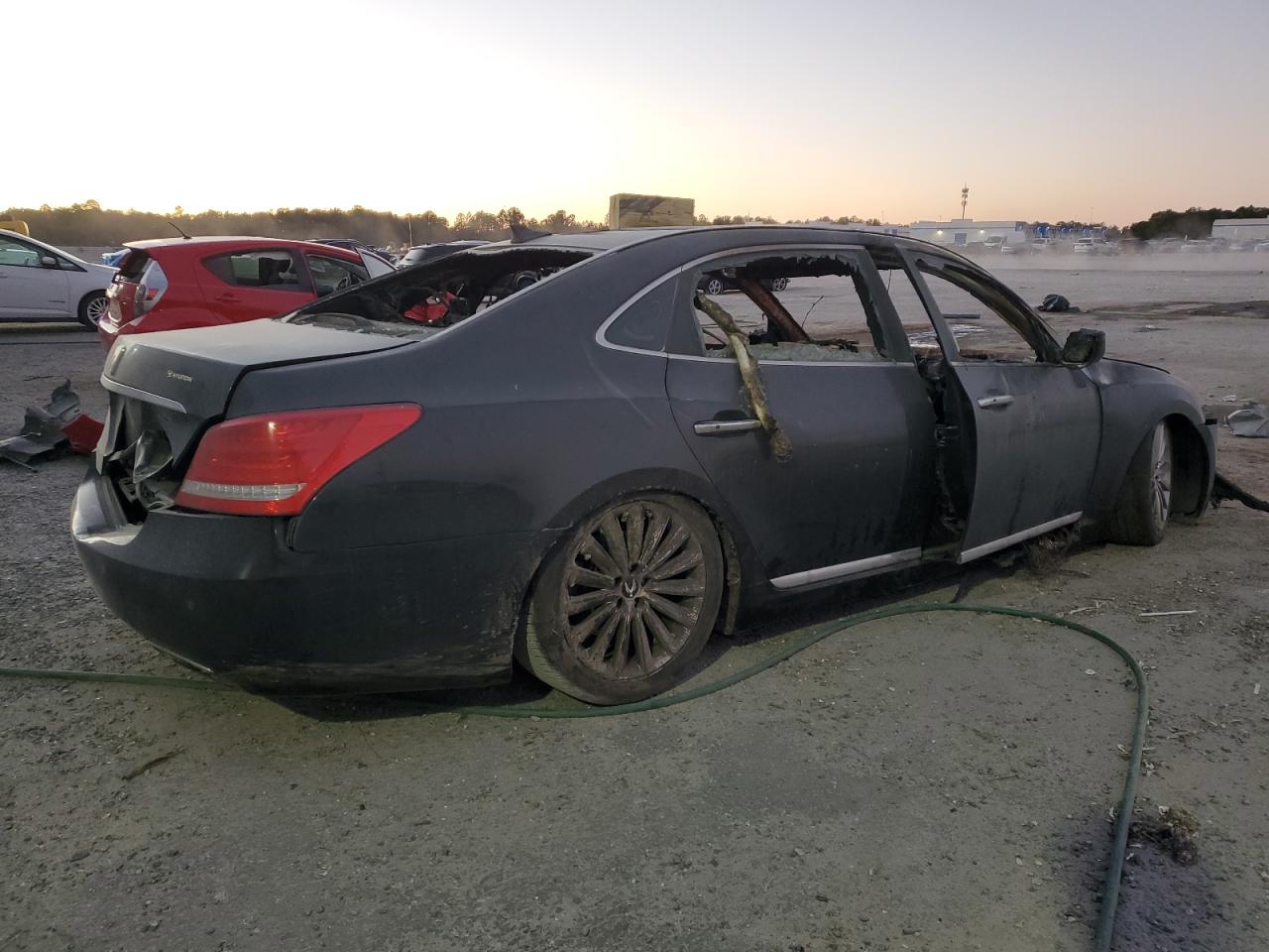 HYUNDAI EQUUS SIGNATURE