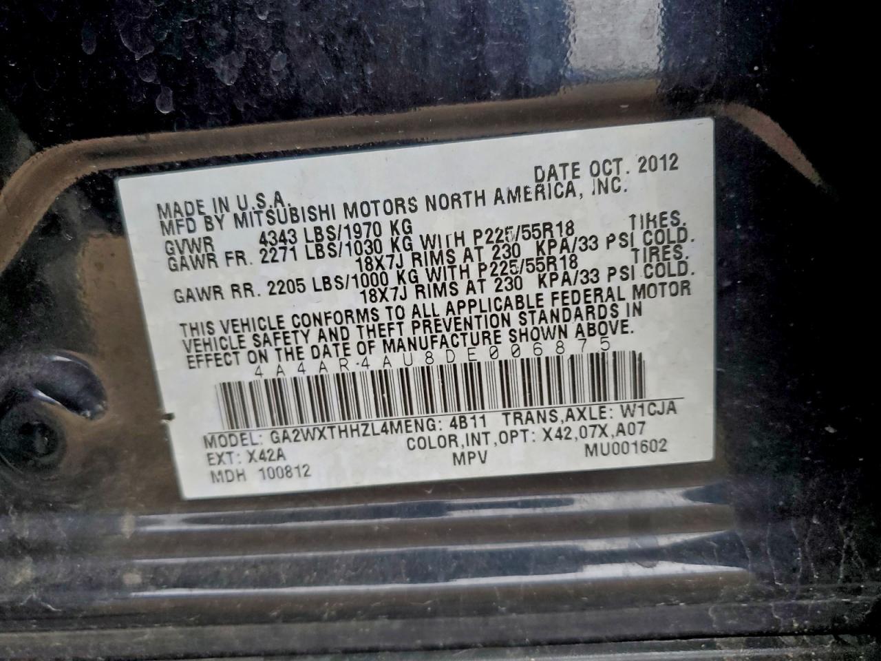 MITSUBISHI OUTLANDER SE