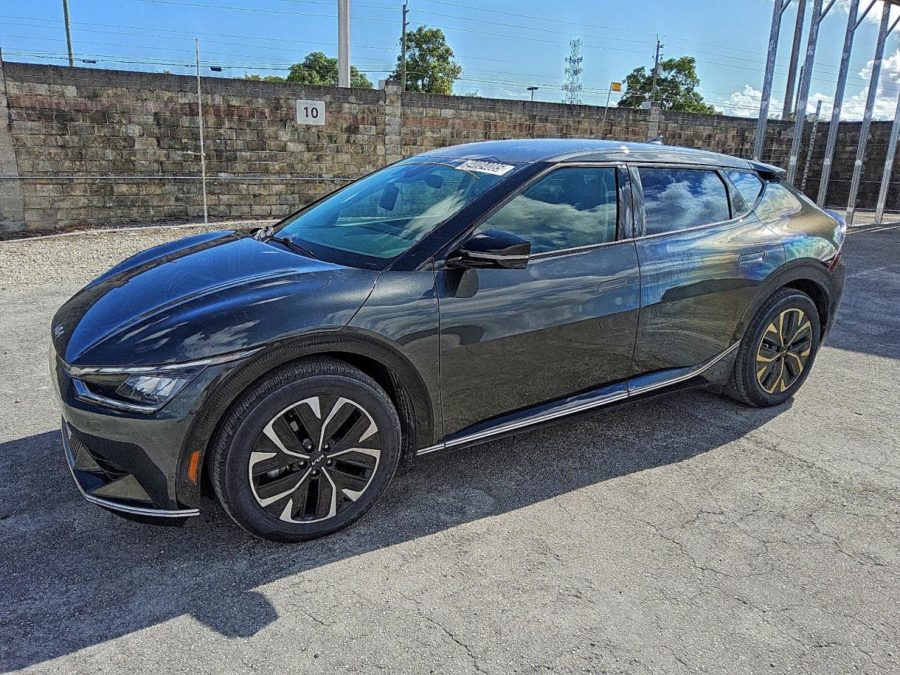 Lot #3304602468 2024 KIA EV6 LIGHT