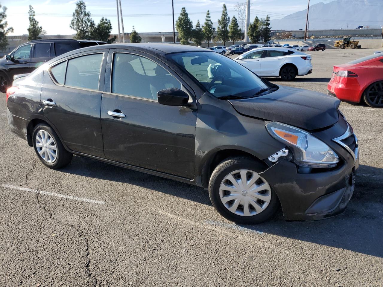NISSAN VERSA S