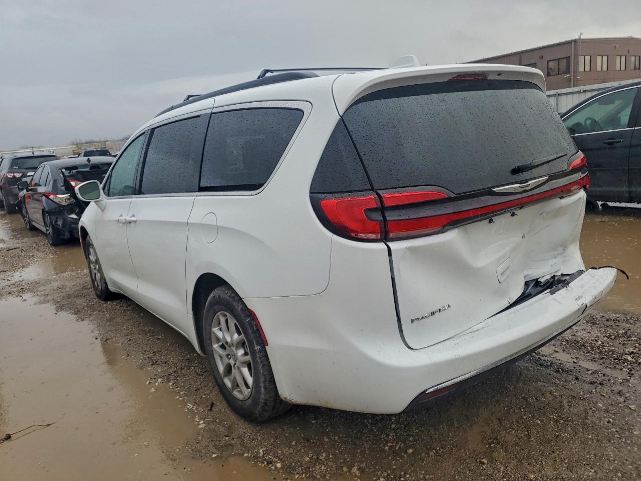 CHRYSLER PACIFICA TOURING L