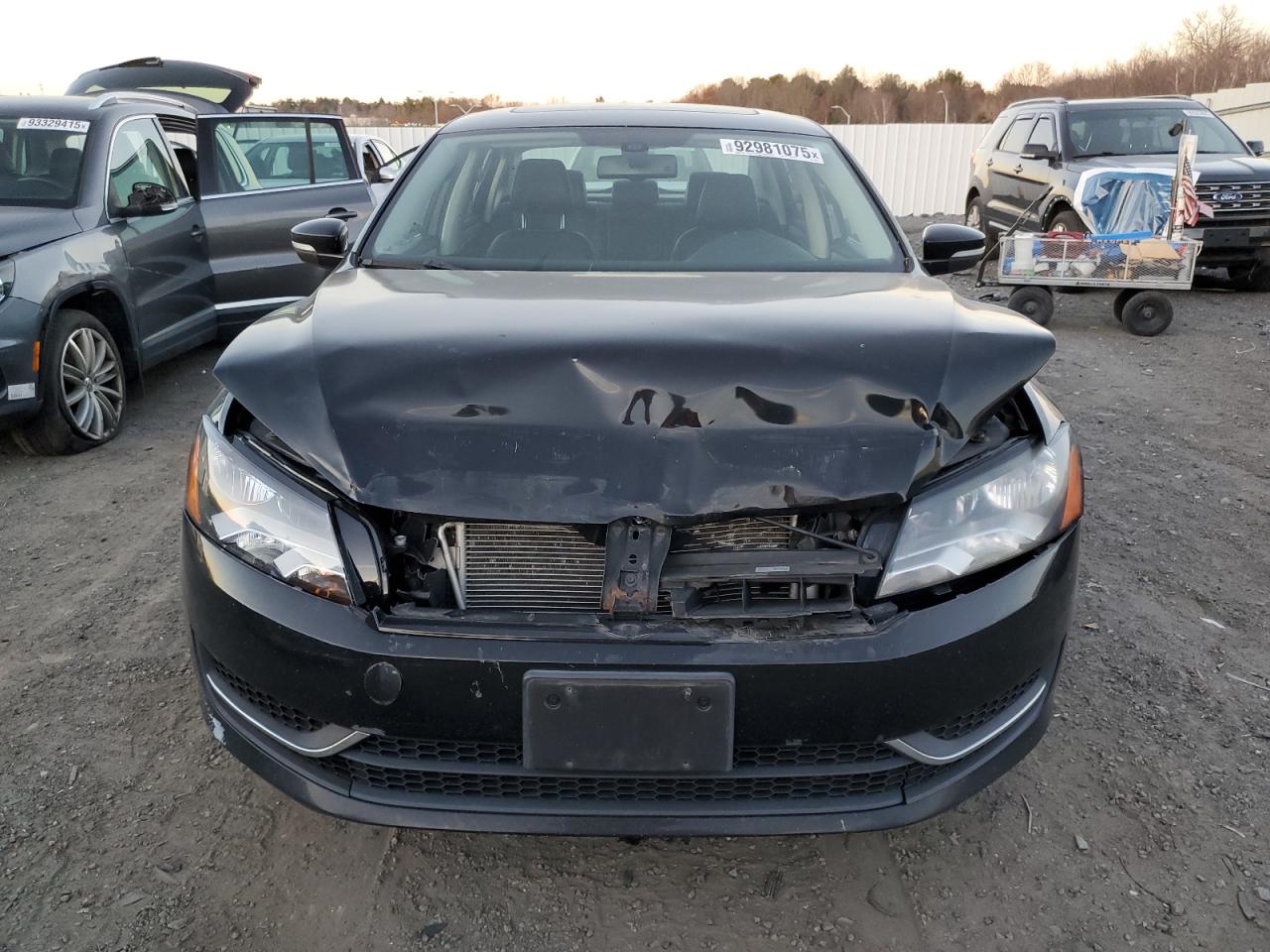 VOLKSWAGEN PASSAT SE