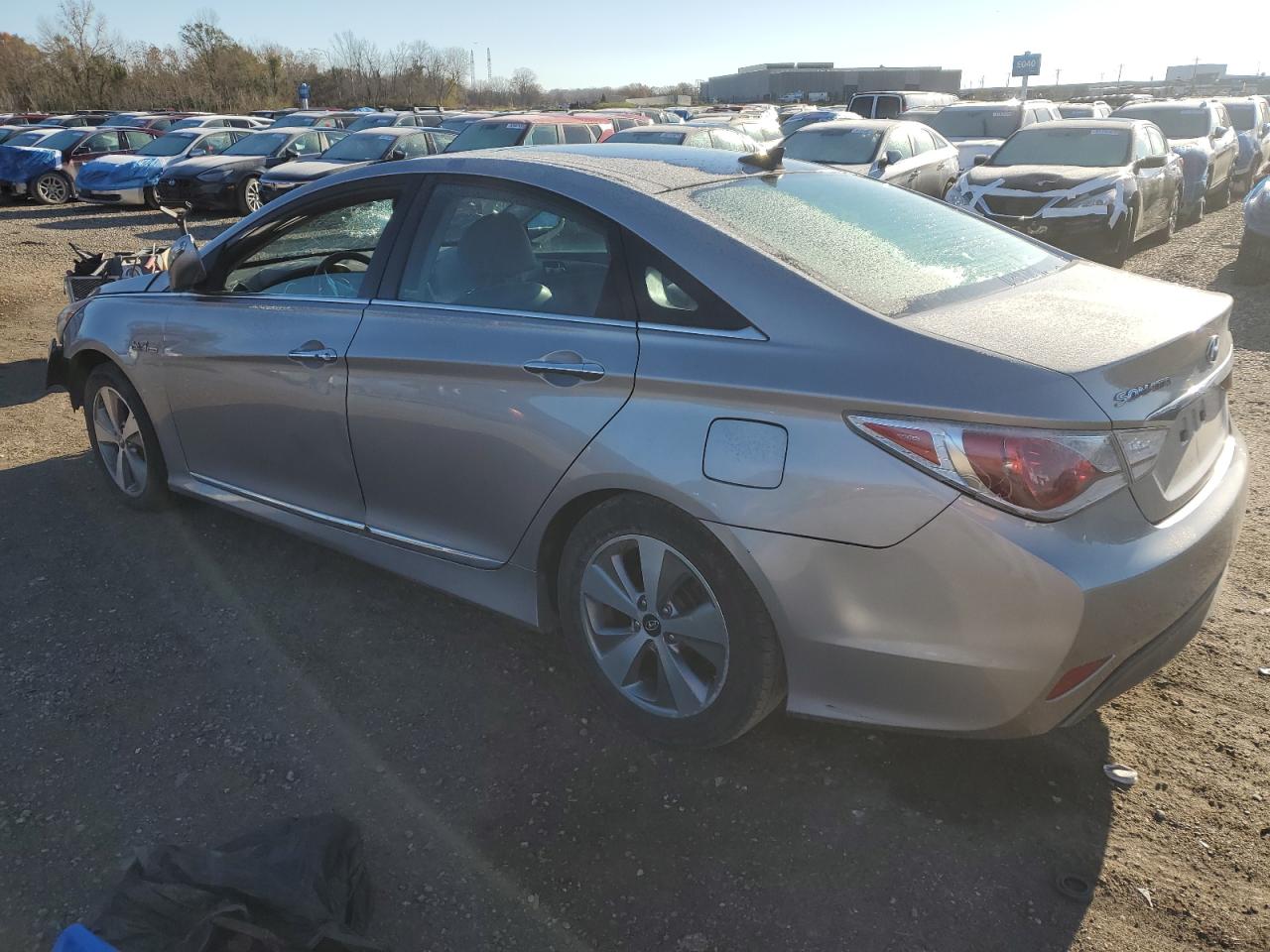 HYUNDAI SONATA HYBRID