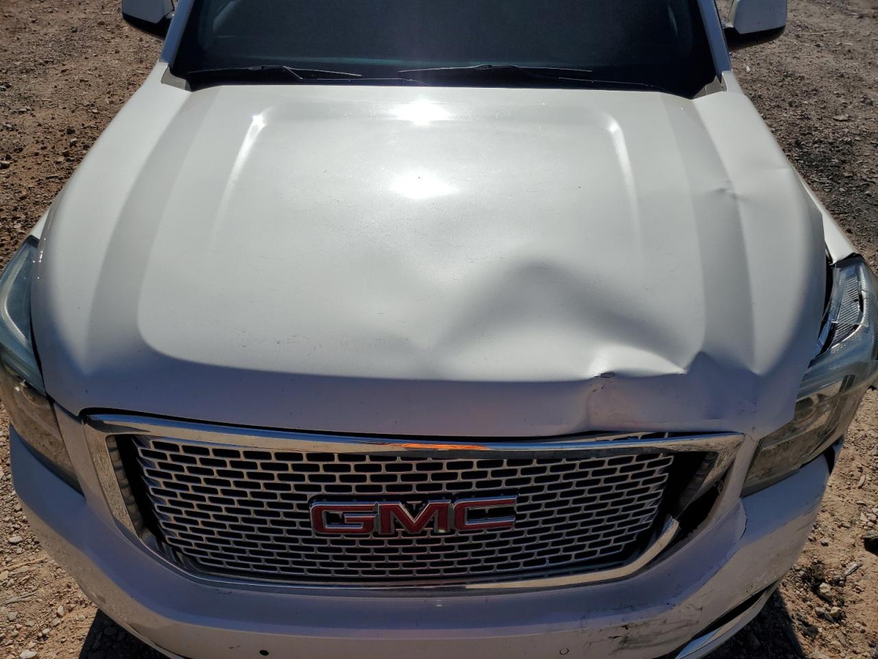 GMC YUKON SLT