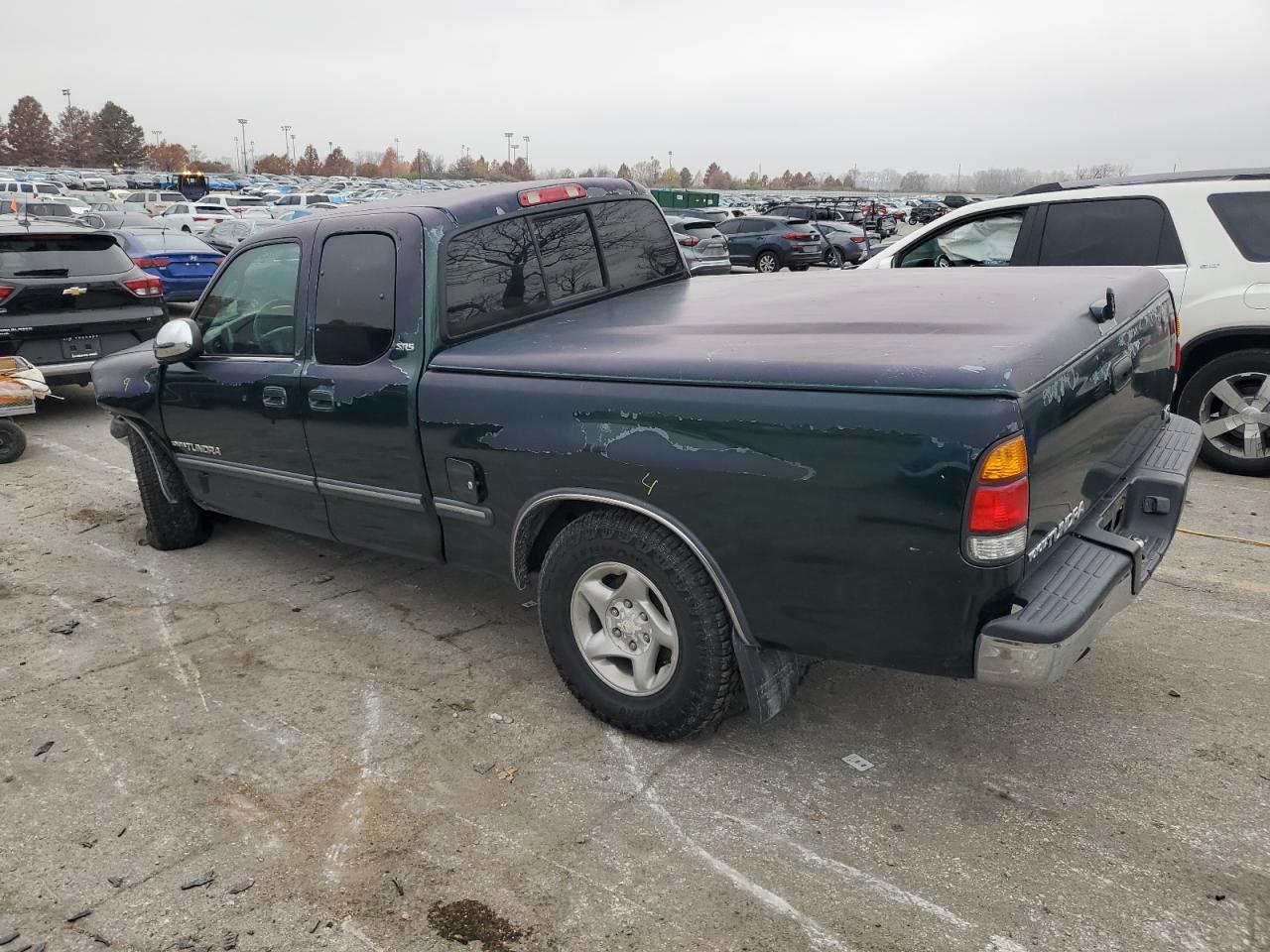 Lot #3298022135 2000 TOYOTA TUNDRA ACC