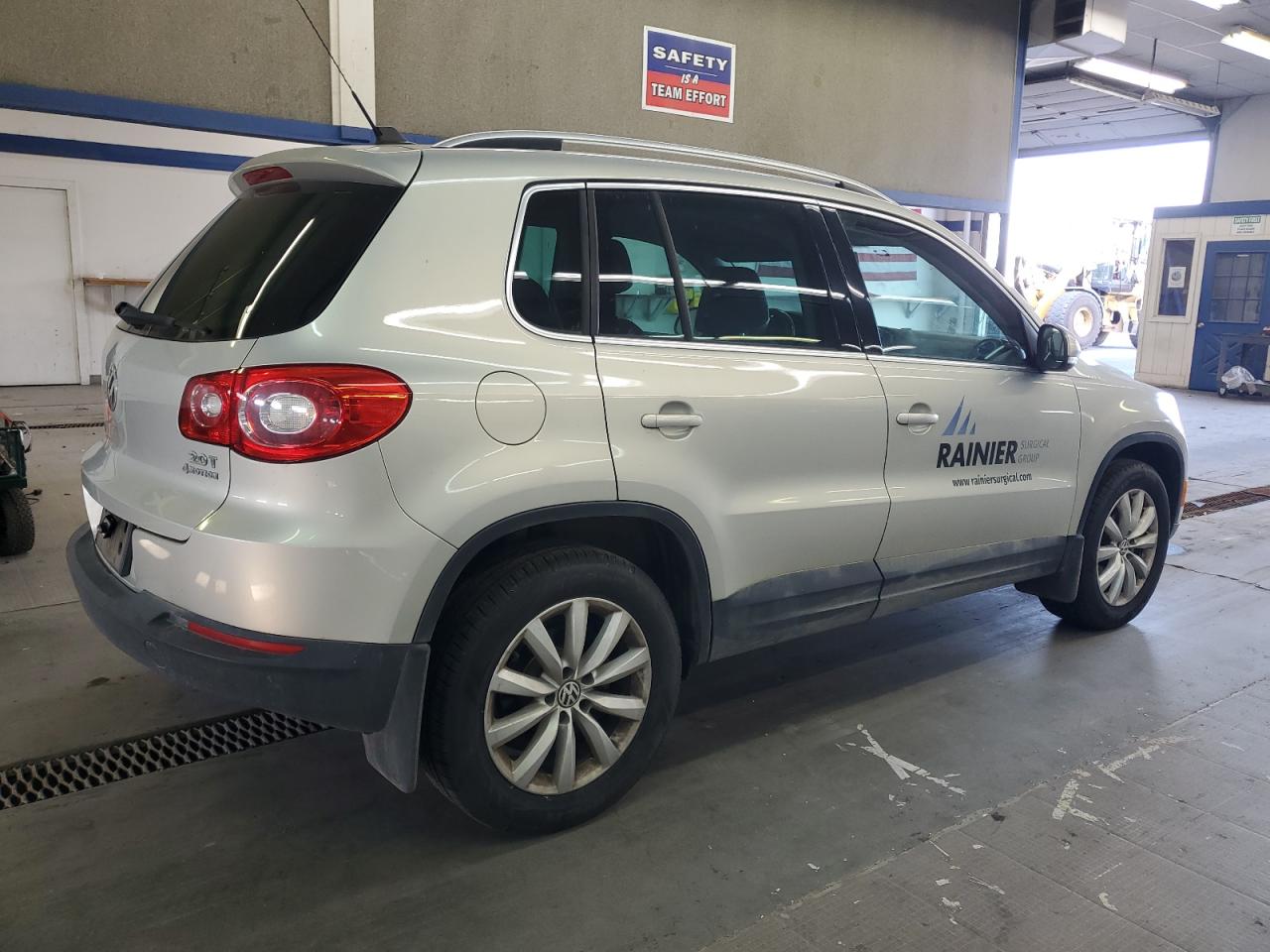 Lot #3311662236 2011 VOLKSWAGEN TIGUAN