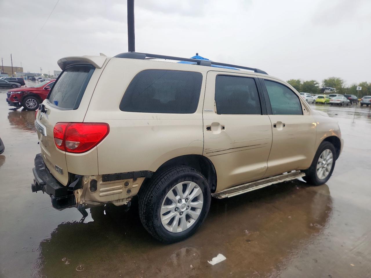 TOYOTA SEQUOIA PLATINUM
