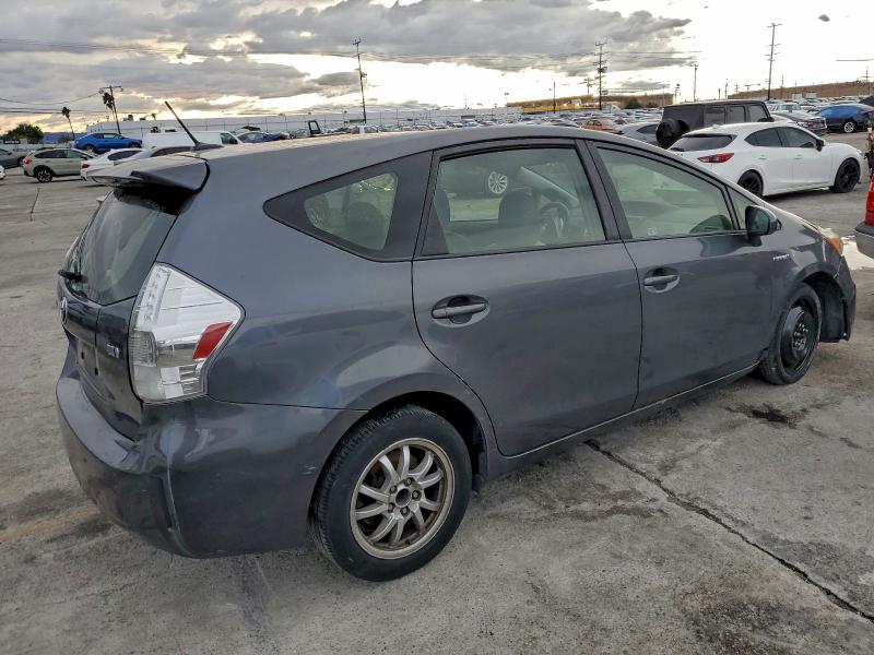 2012 TOYOTA PRIUS V #3296332429