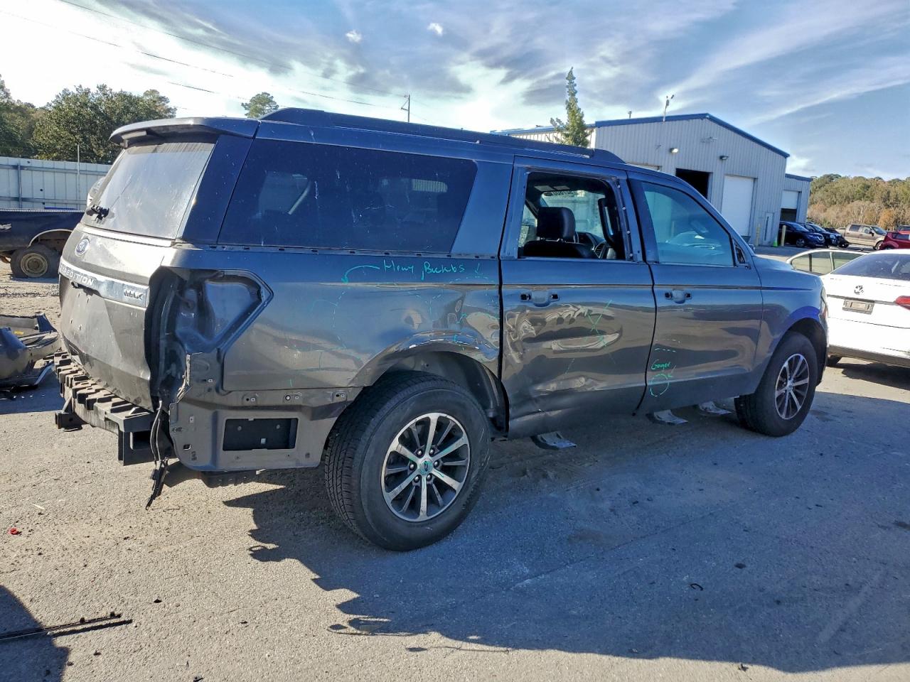 FORD EXPEDITION MAX XLT