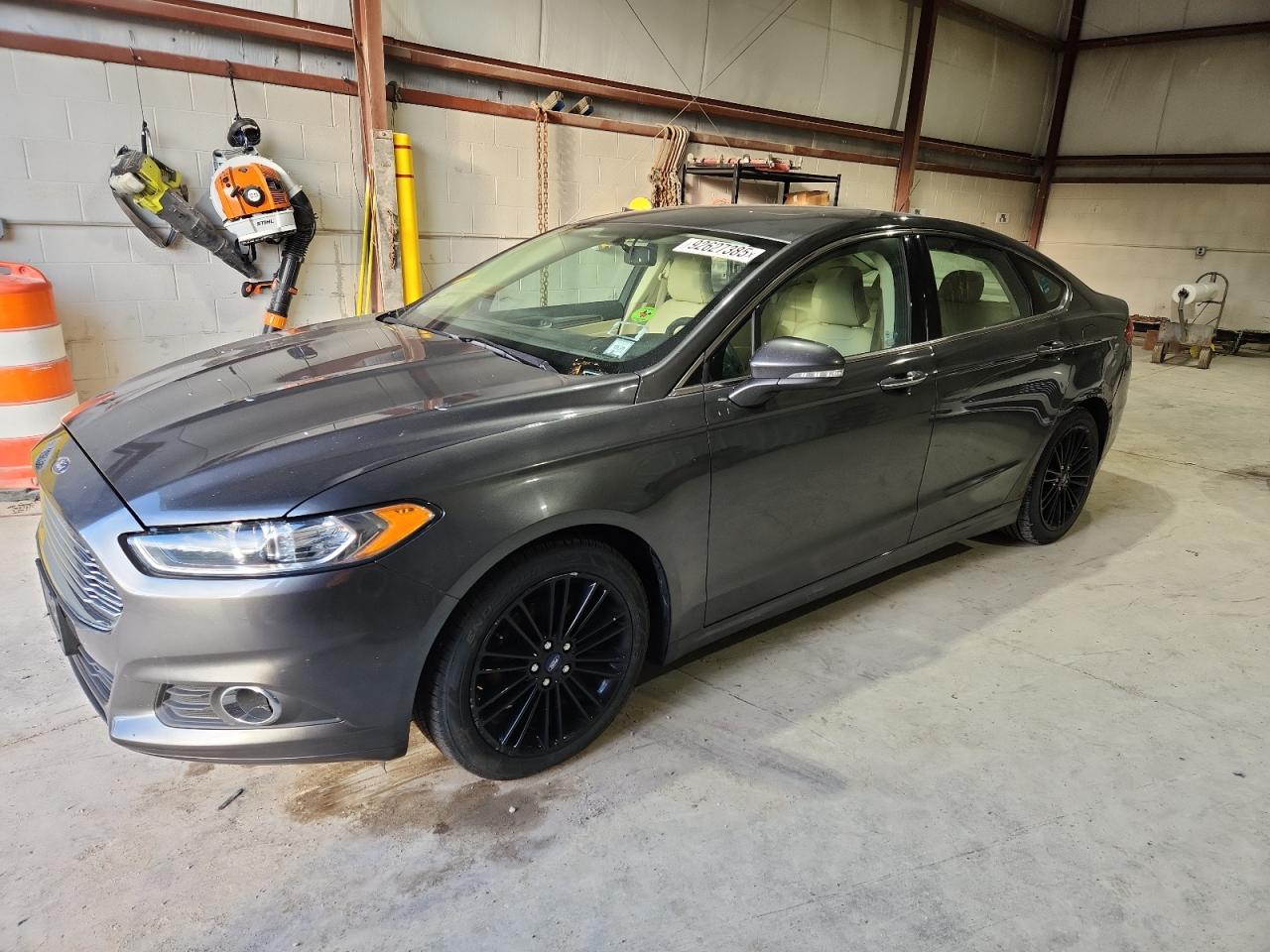 Lot #3292307297 2016 FORD FUSION SE