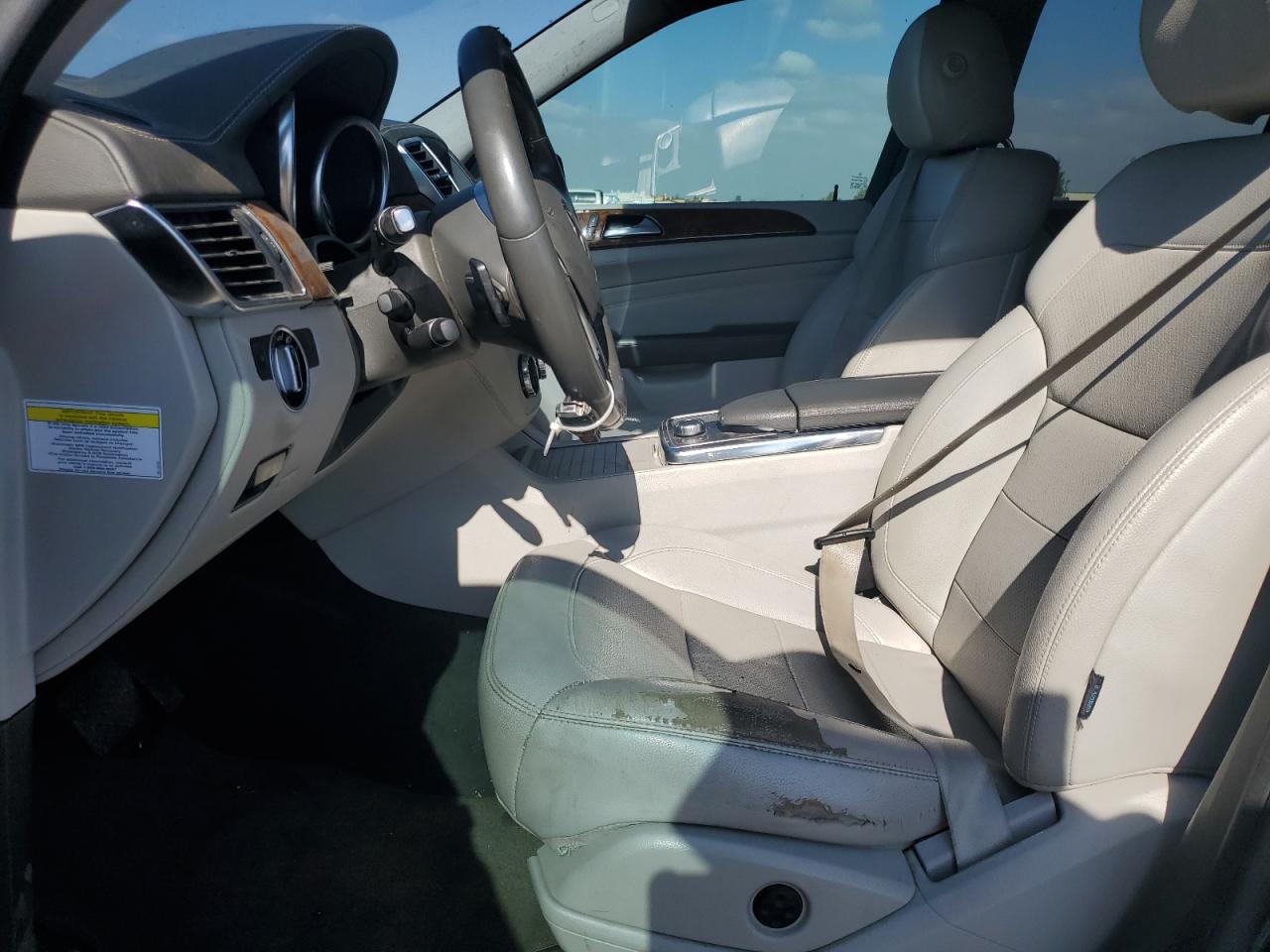 MERCEDES-BENZ M-CLASS 550 4MATIC