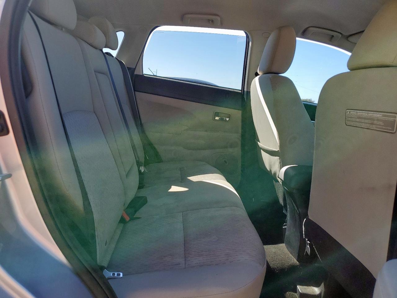 MITSUBISHI OUTLANDER ES