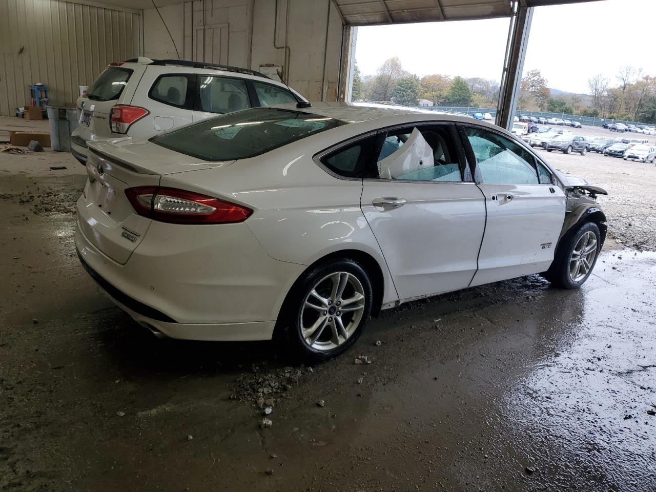 FORD FUSION TITANIUM PHEV