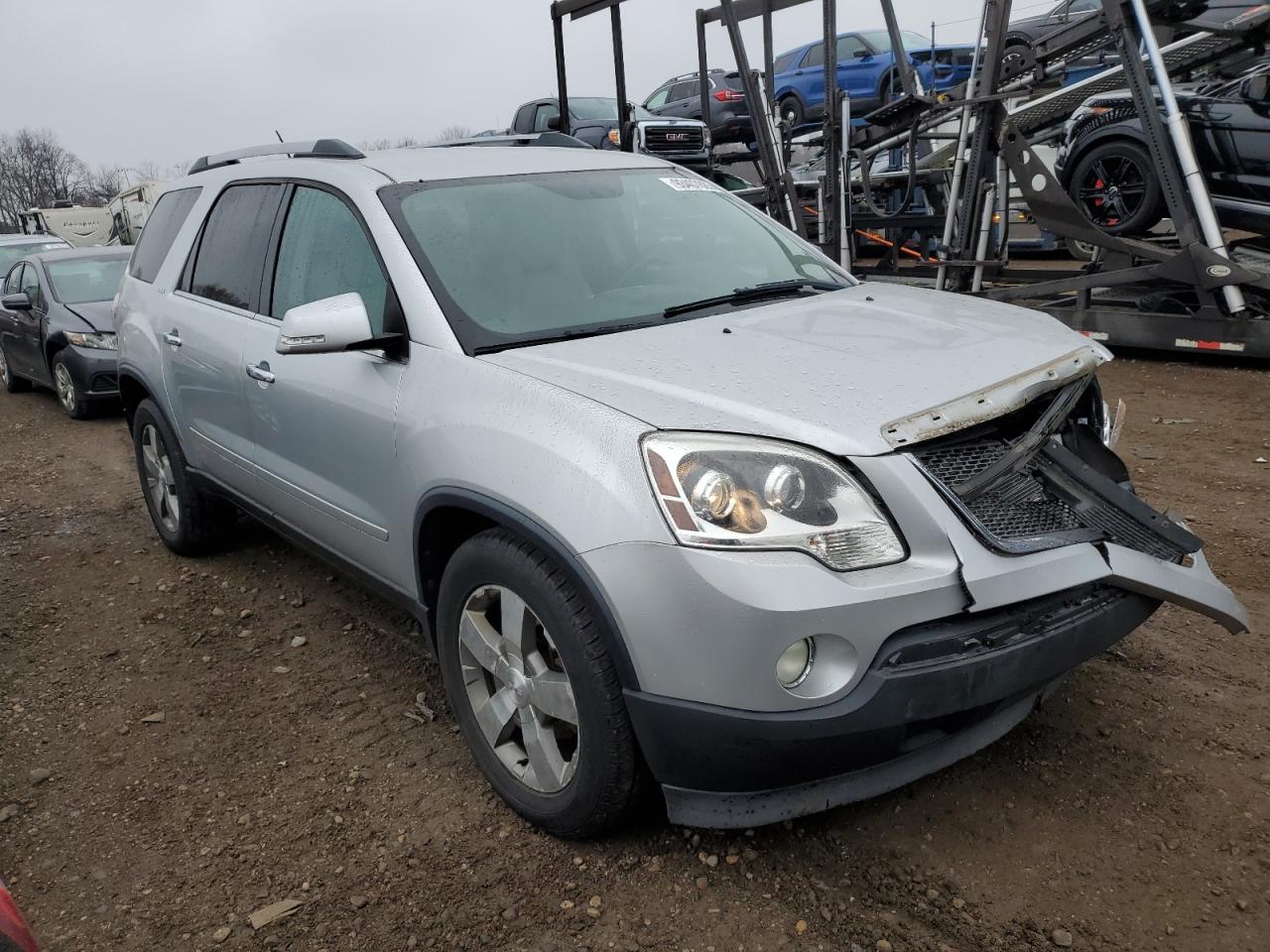 GMC ACADIA SLT-1