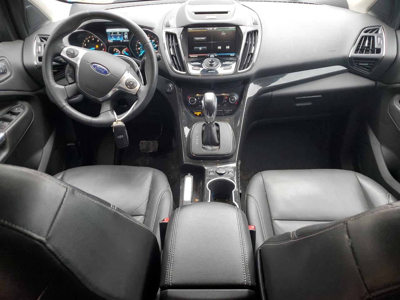 FORD ESCAPE TITANIUM