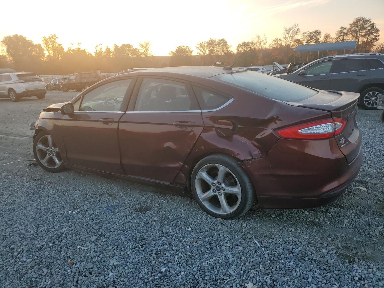 FORD FUSION SE