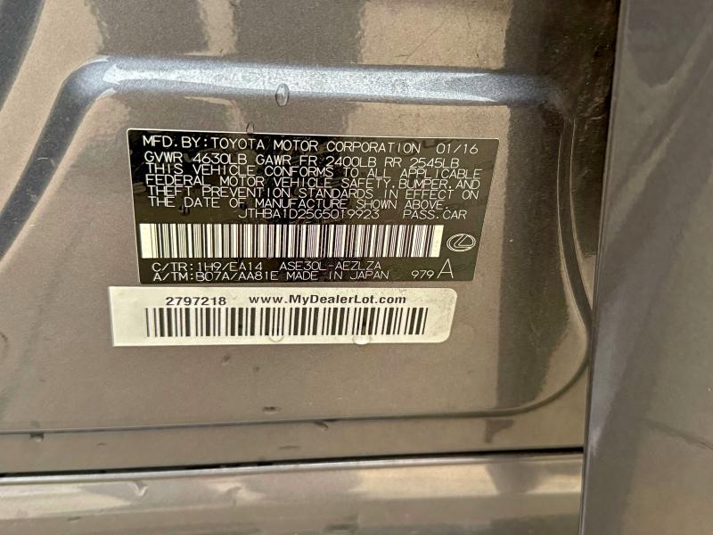 2016 LEXUS IS 200T #3298654938