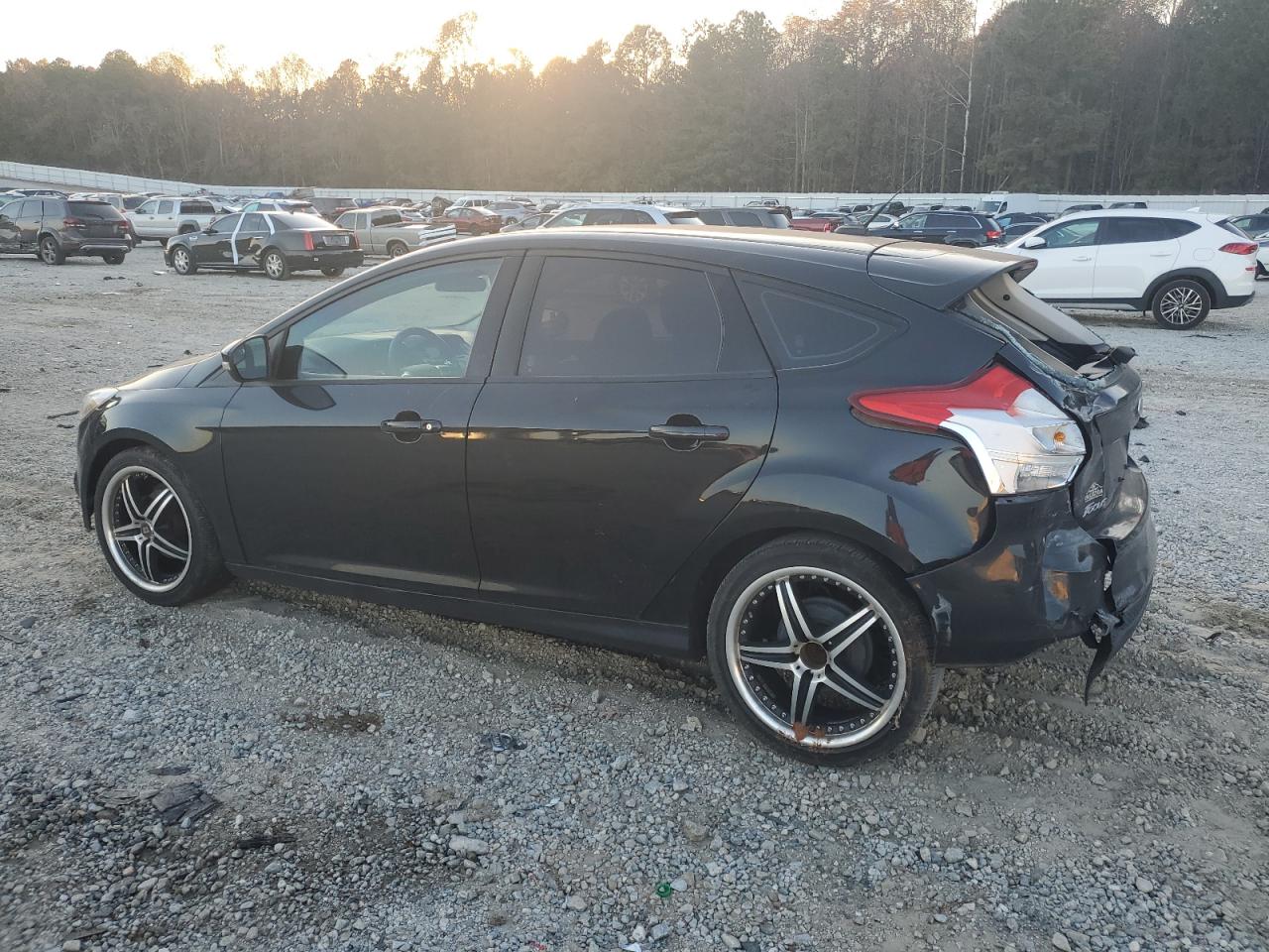 FORD FOCUS SE