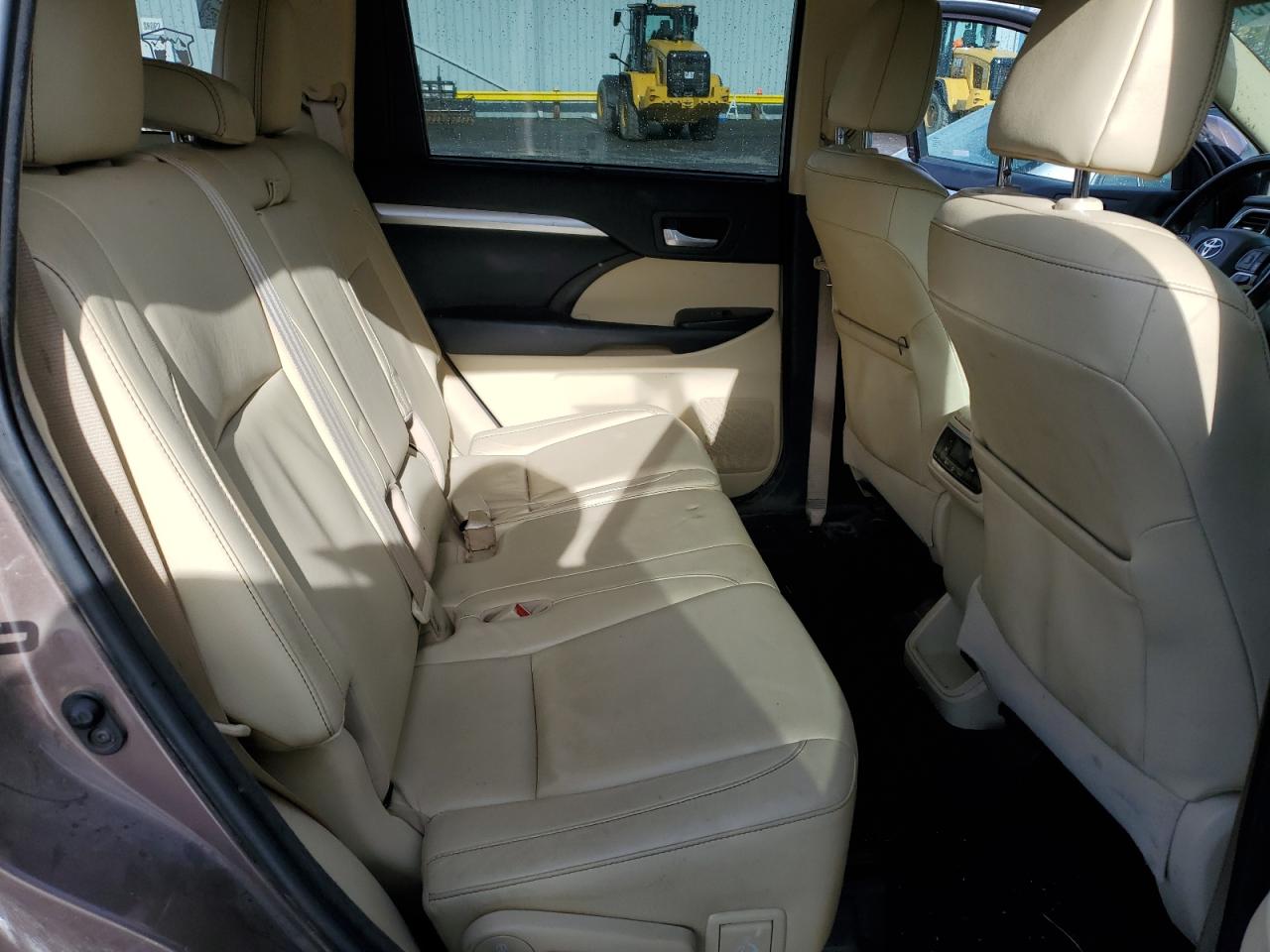 TOYOTA HIGHLANDER HYBRID