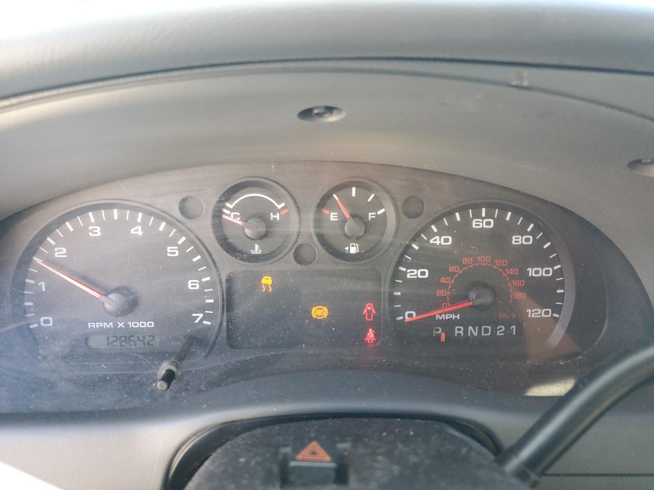 FORD RANGER SUPER CAB